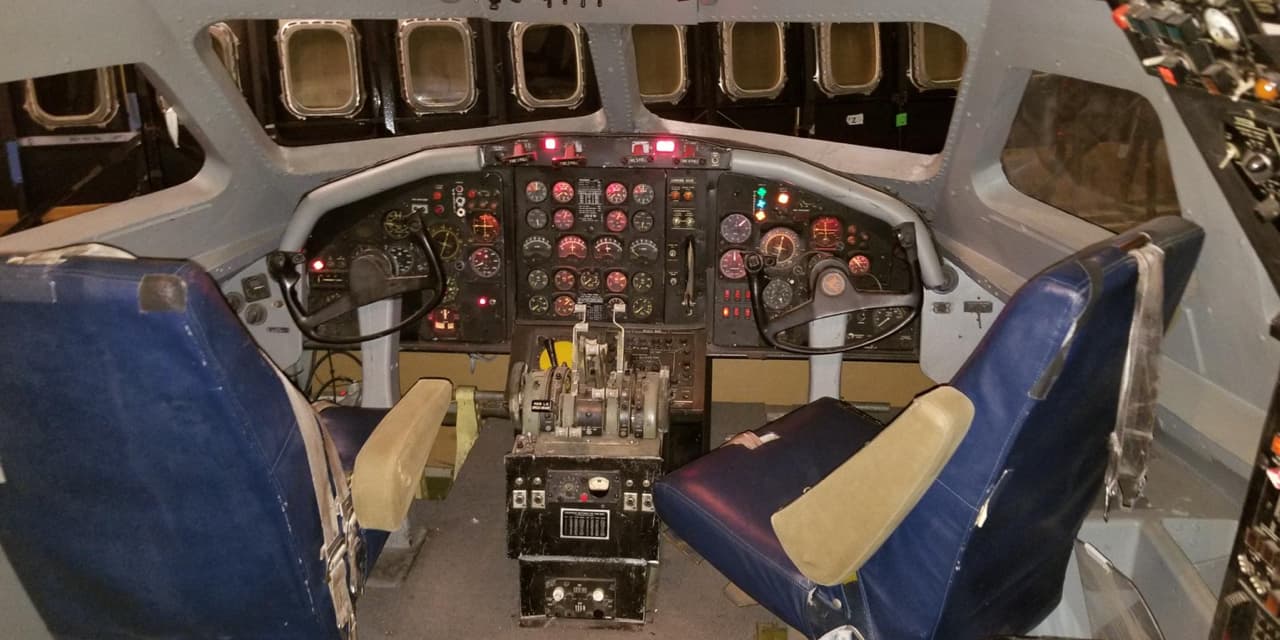 Cockpit prop from Airplane!